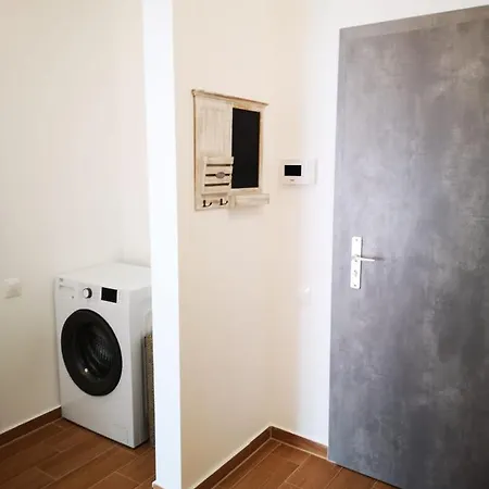 Teo's Studio Апартаменти