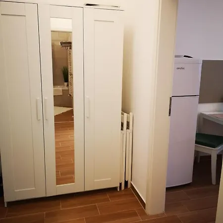 Teo's Studio Апартаменти Брашов